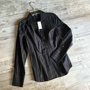 Woman’s Express Dress Shirt Sz S